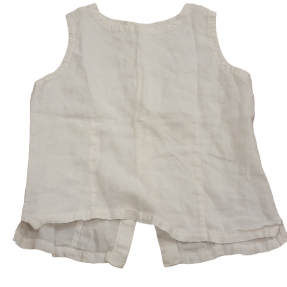 Cute top - Picture 2 of 3